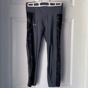 Under Armour workout crops